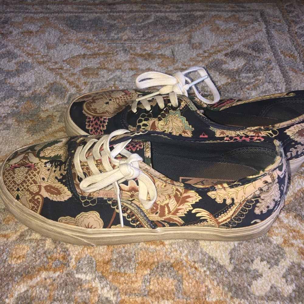 Limited edition Vans women’s shoes